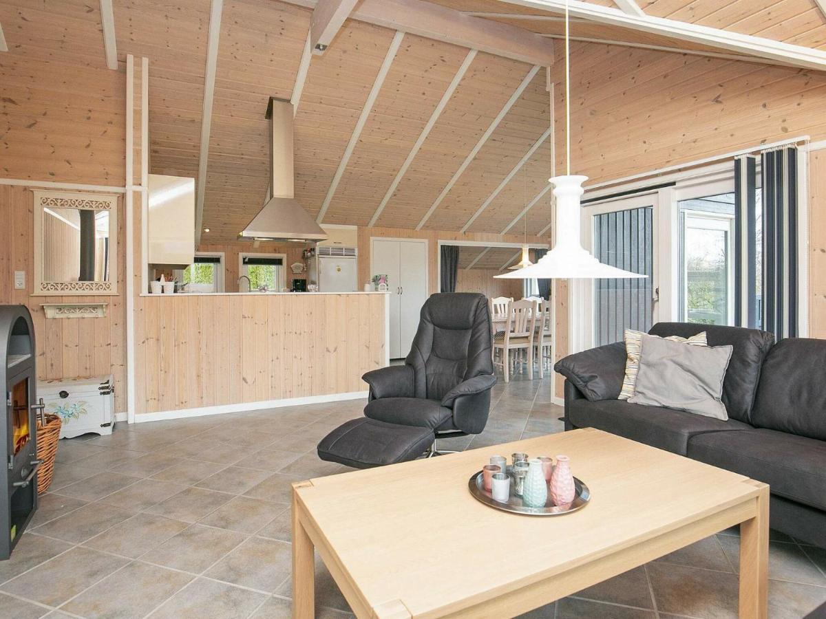 Holiday Home Vaeggerlose Xxv Bøtø By Habitación foto